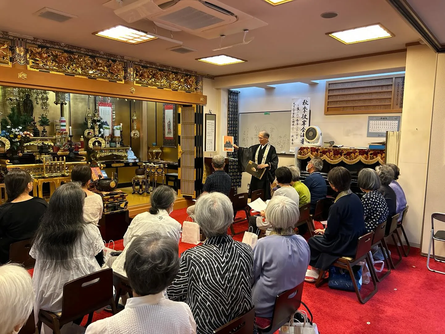 昨日お勤めいたしました、秋季彼岸法要です。